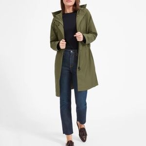 Everlane ReNew City Anorak Raincoat Army Green